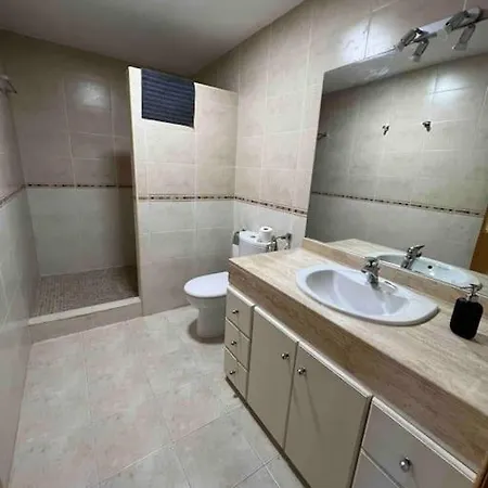 Casa Con Piscina En El Centro De Marbella.